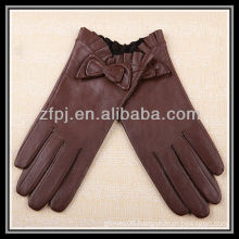 fashion lady wearing glove manufacture and tan Leather Gloves